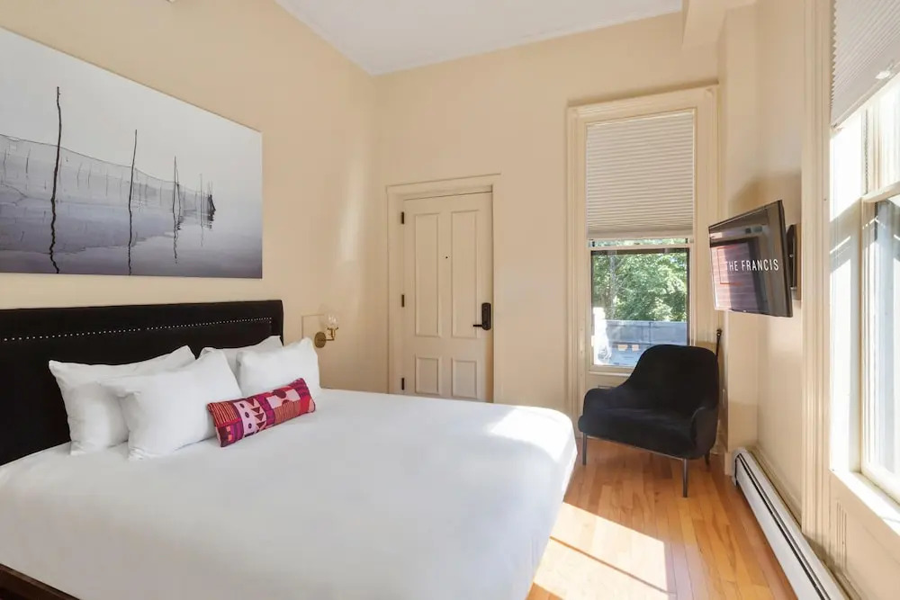 The Francis Hotel