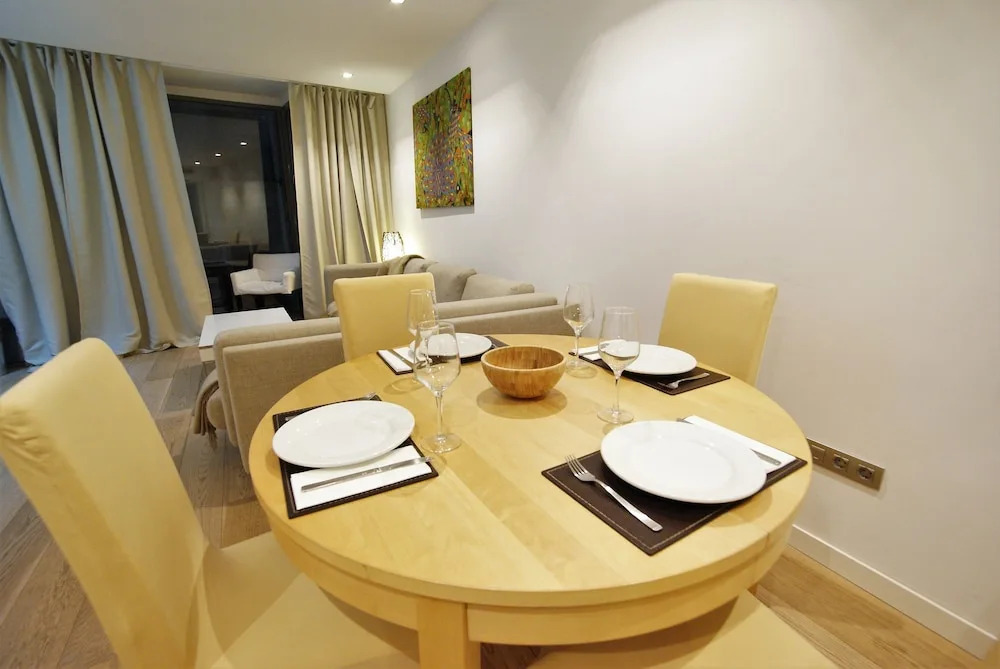 San Fernando 8 Apartment