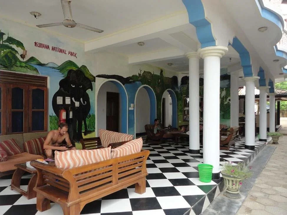 Deans Beach Hotel