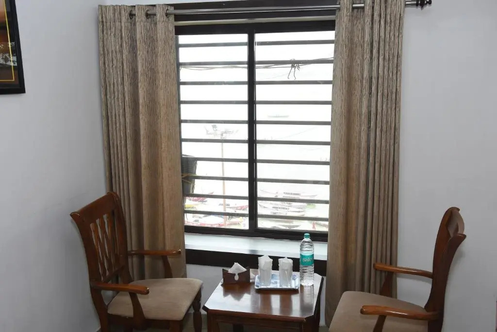Alakhnanda Guest House