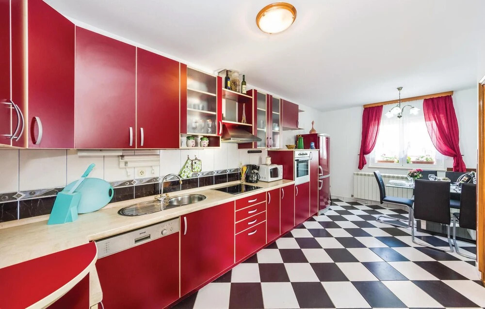 Nice Home in Maslenica With Wifi and 3 Bedrooms