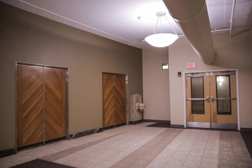 Art Deco 1BR in Historic Block Downtown
