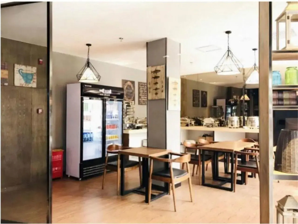 James Joyce Coffetel Beijing Gulou street, Nanluoguxiang