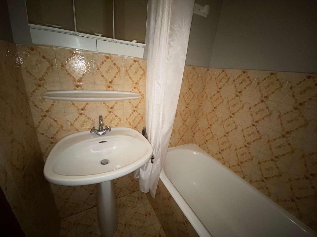 Appartement Le Grand-Bornand, 1 pièce, 4 personnes - FR-1-241-75