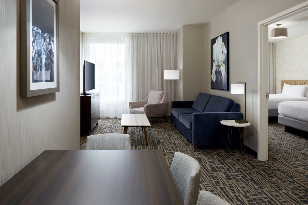 Hilton Garden Inn Montreal Midtown, Quebec, Canada