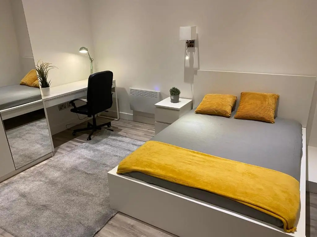 Lovely 1 bedroom serviced apartment in City Centre