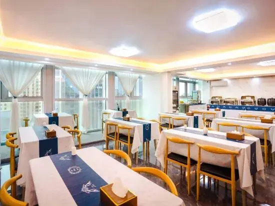 Human Hotel