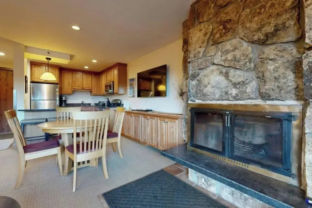 Lichenhearth - CoralTree Residence Collection