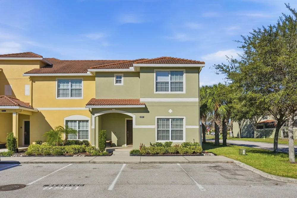8951 Disney Dreams Family Townhouse Near Park