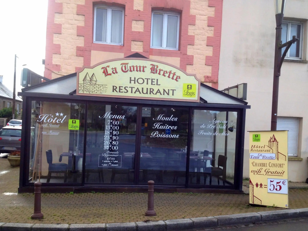 Logis Hôtel et Restaurant La Tour Brette