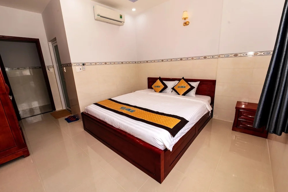 Hotel Huong Dao