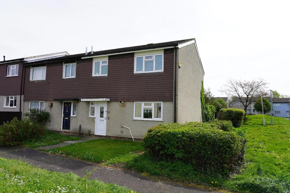 Entire 3 Bed Home in Basildon Sleeps up to 6