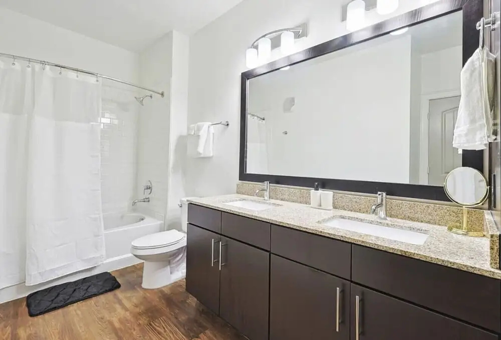 Luxurious 2b2b Near Toyota HQ, The Star, Legacy West