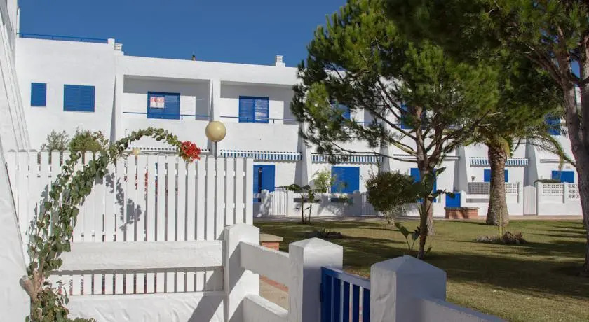 Apartamentos Vacacionales La Barrosa