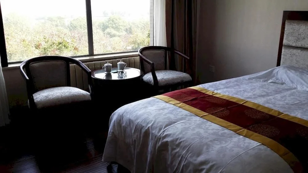 Jingyuan Hotel - Huayin