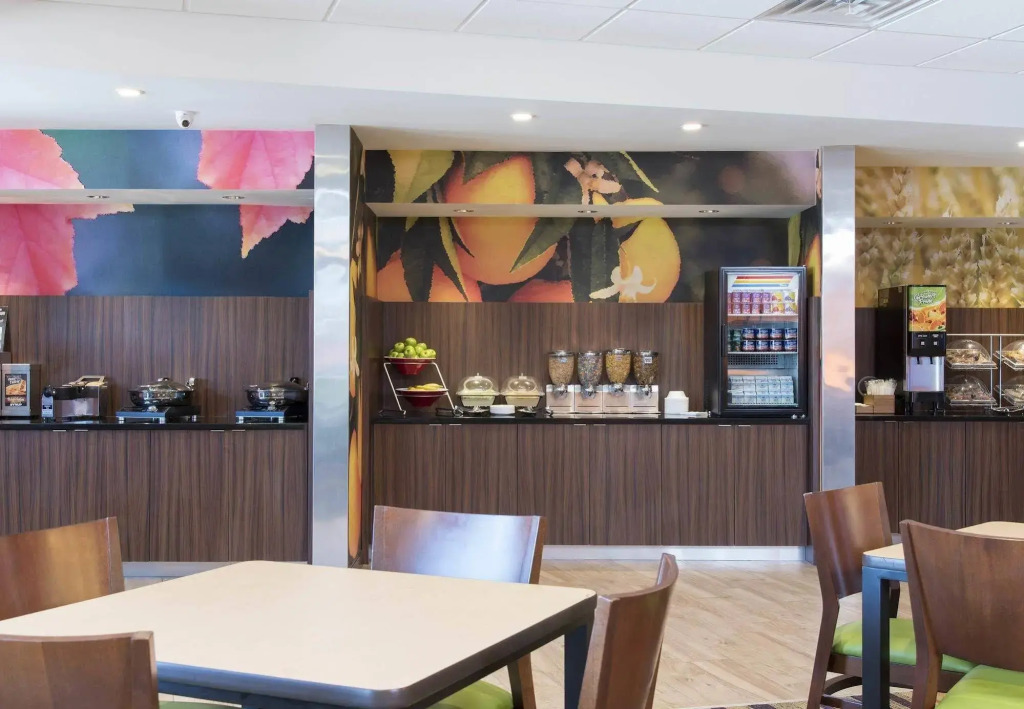 Fairfield Inn & Suites by Marriott Jackson Clinton