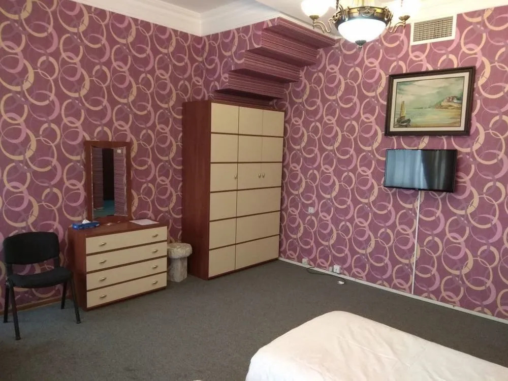 GREEN PARK HOTEl