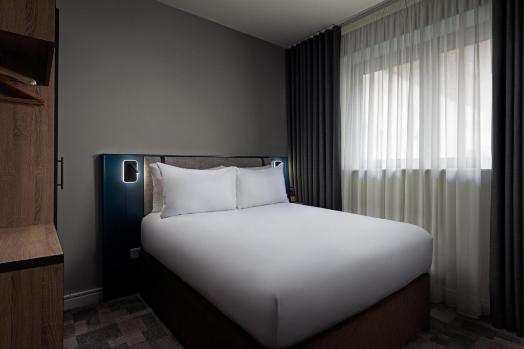 George Limerick Hotel