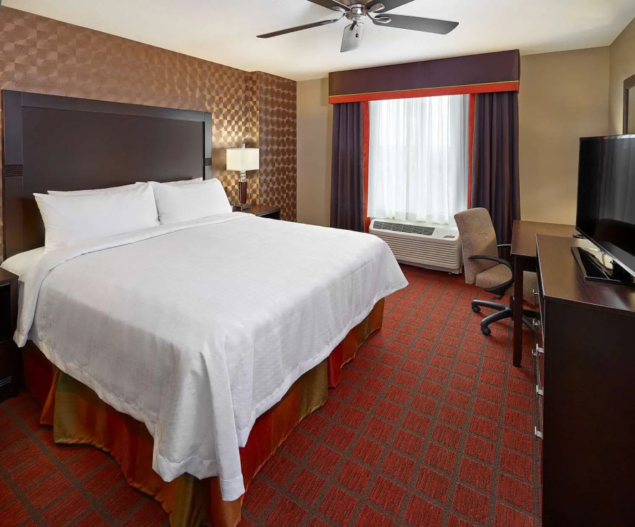 Homewood Suites Calgary Airport