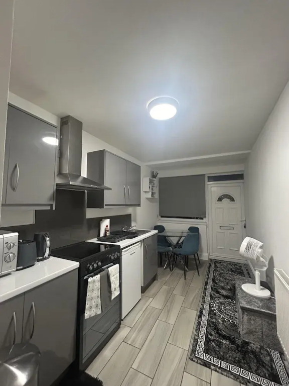 Solihull Cozy Apartment Retreat