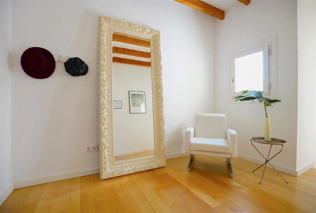 Montmari TI - Spacious and bright apartment