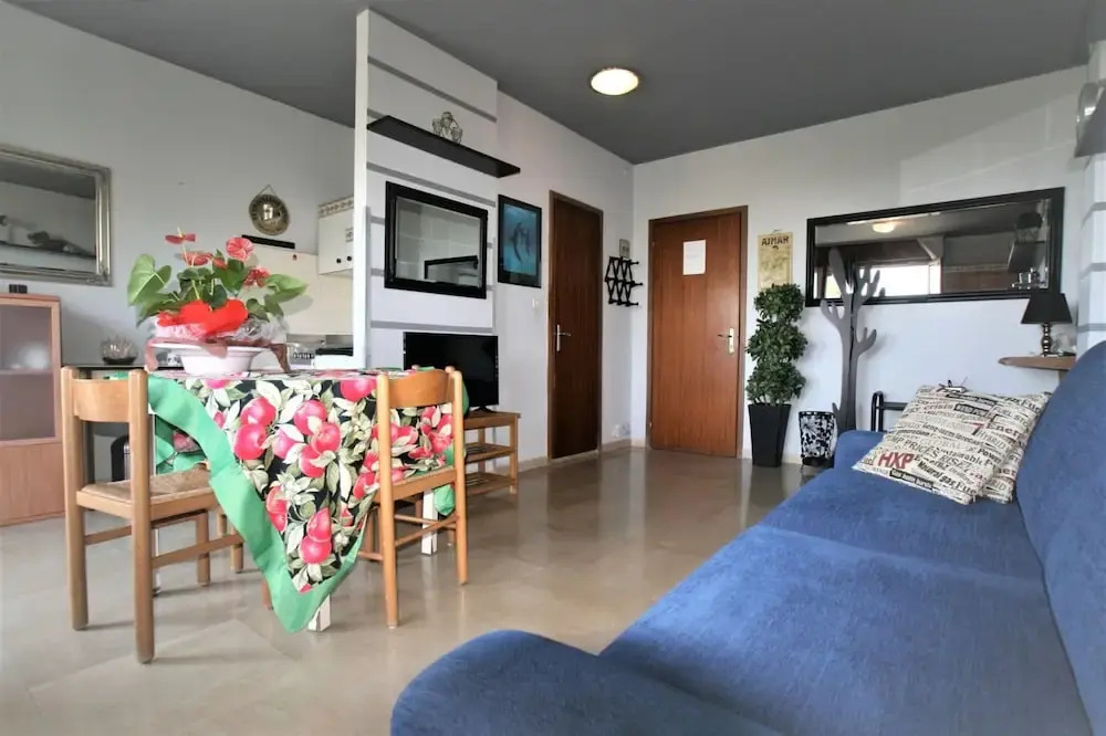 Cozy Studio Near the Beach