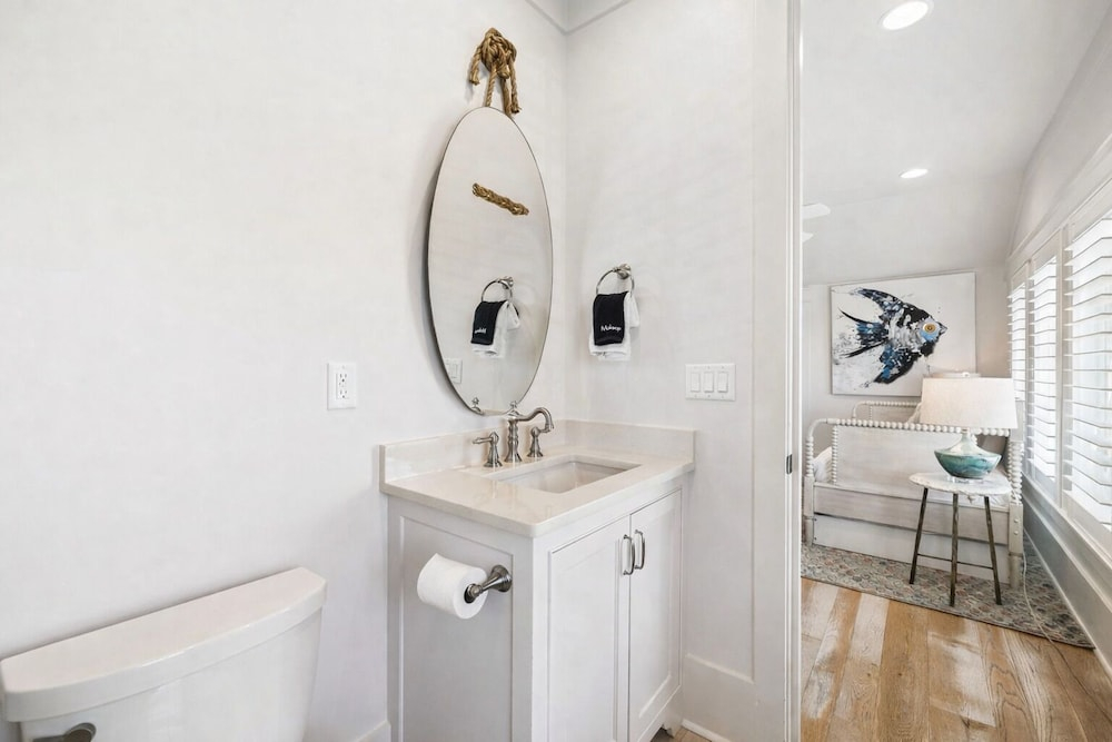 South Of 30a Close To The Beach + Watercolor Beach Club Evergreen Dream 5 Bedroom Home by RedAwning
