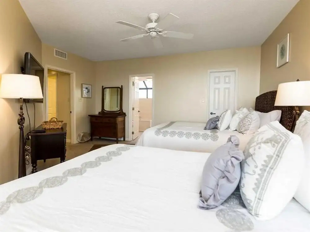Four Seasons by Meyer Vacation Rentals