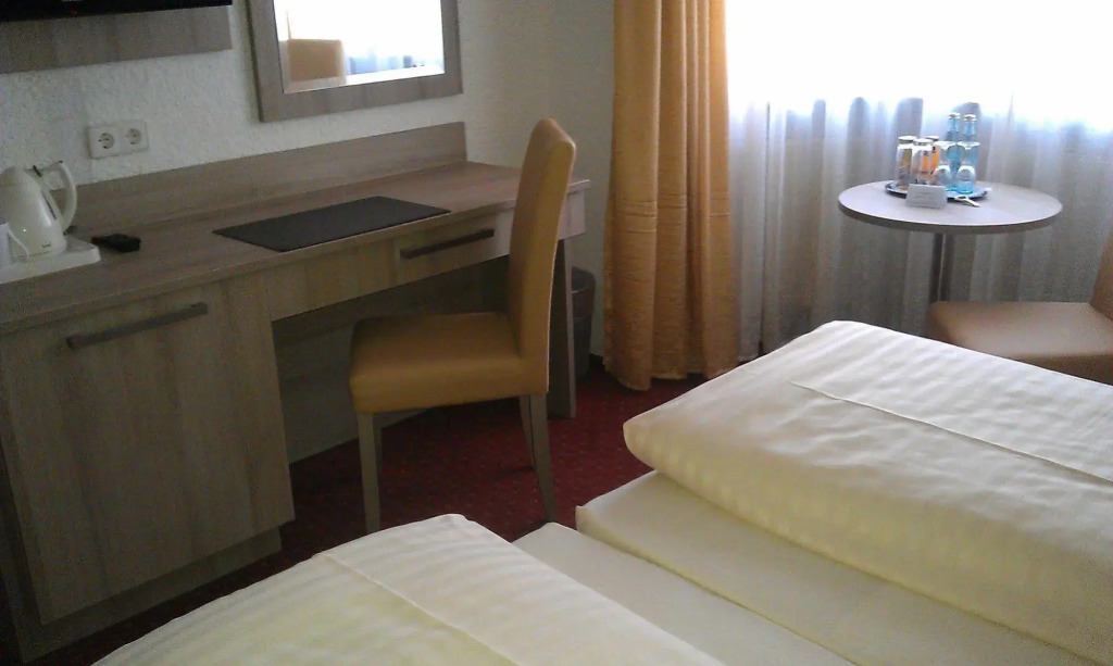 Airport Hotel Filder Post