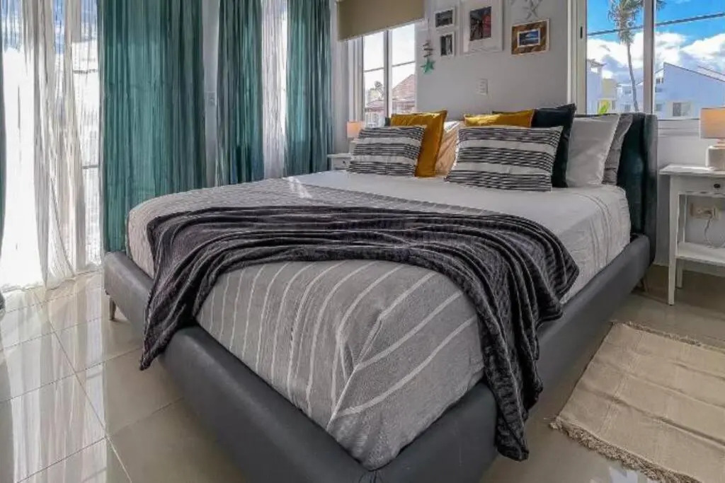 Exclusivo Atico 4 Dormitorios Con Vista Mar C-401