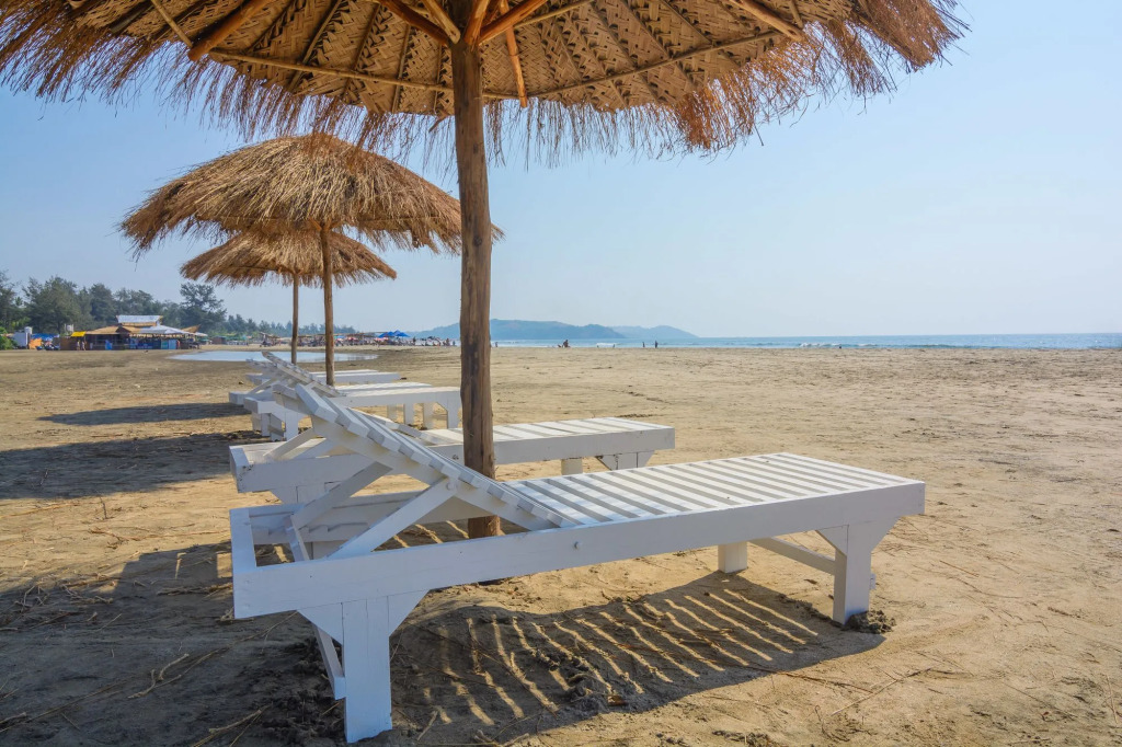123 LaRisa Beach Resort By Svenska