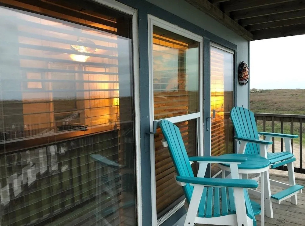 A Change In Lattitude 304Bh 2 Bedroom Condo