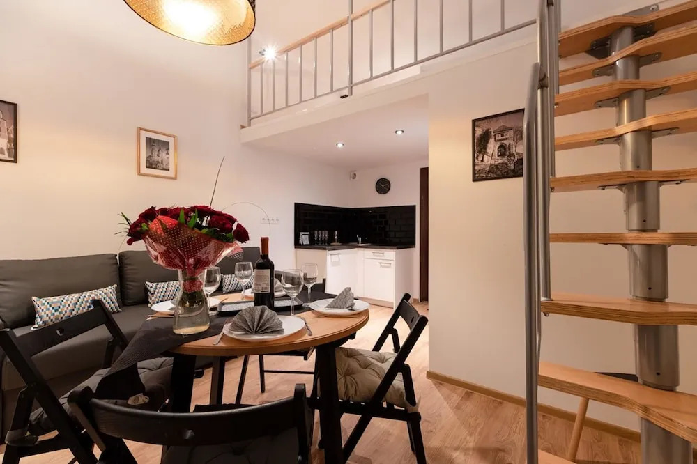 DIETLA 99 APARTMENTS - IDEAL LOCATION - in the heart of Krakow