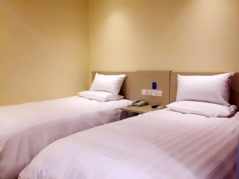 Hanting Hotel Shanghai North Sichuan Road Subway Station