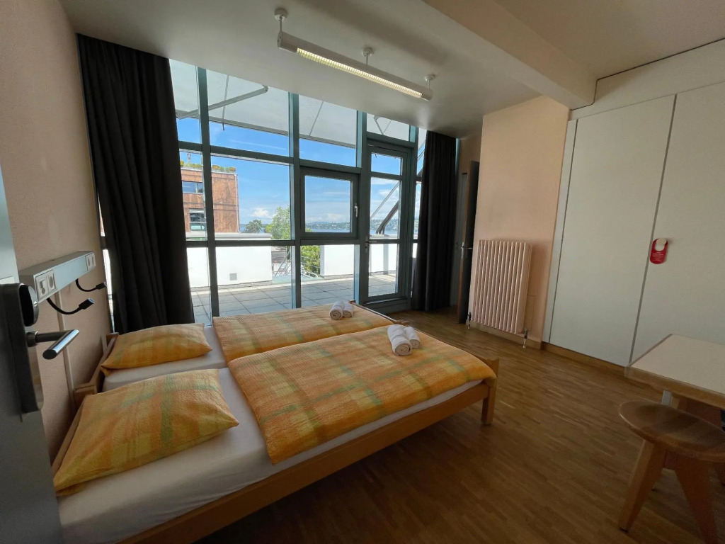 Geneva Hostel