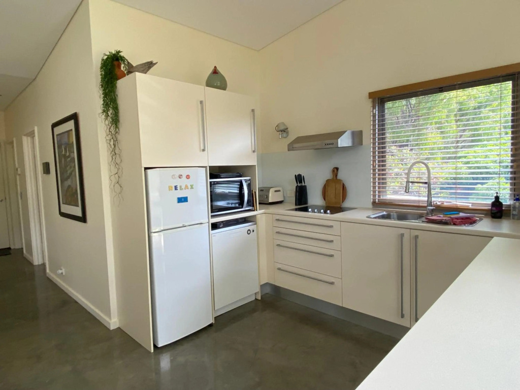 Moriarty Studio - perfect couples retreat