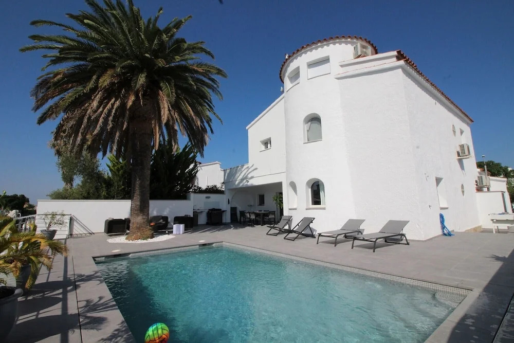350-bonita Casa al Canal, Piscina ,amarre