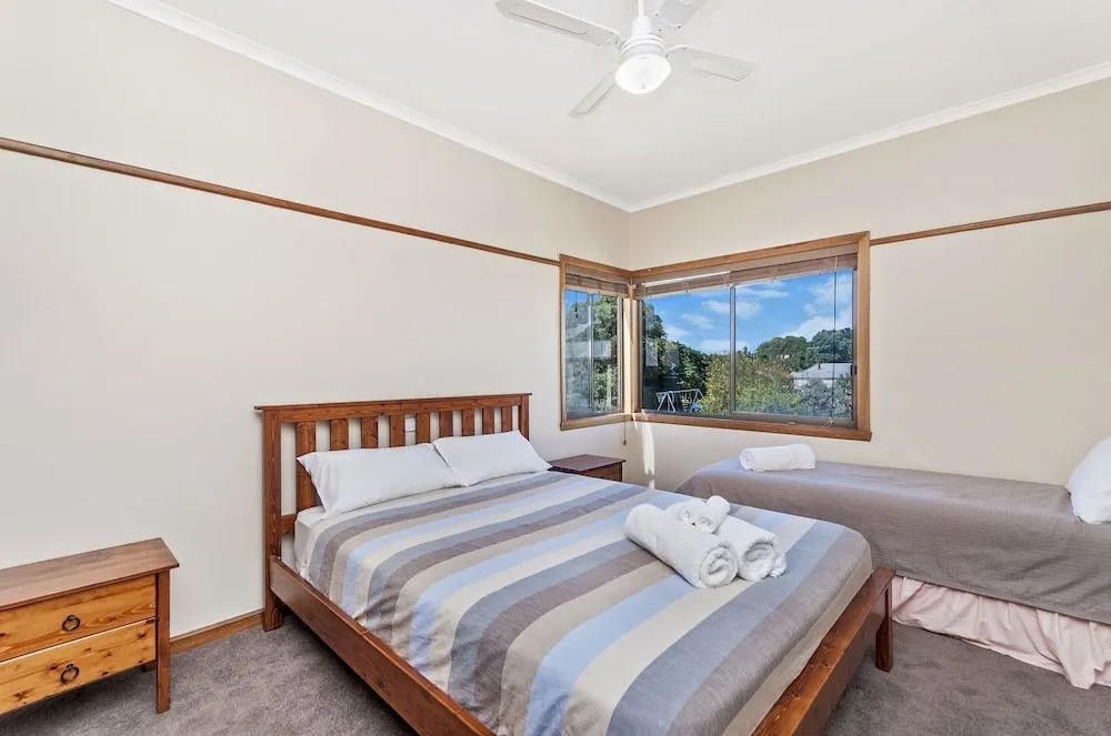 Kepal House - Budget friendly family home