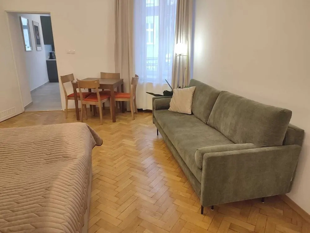 Unique Style Apartments Old Town - 25 min from the airport - by Homelike Krakow