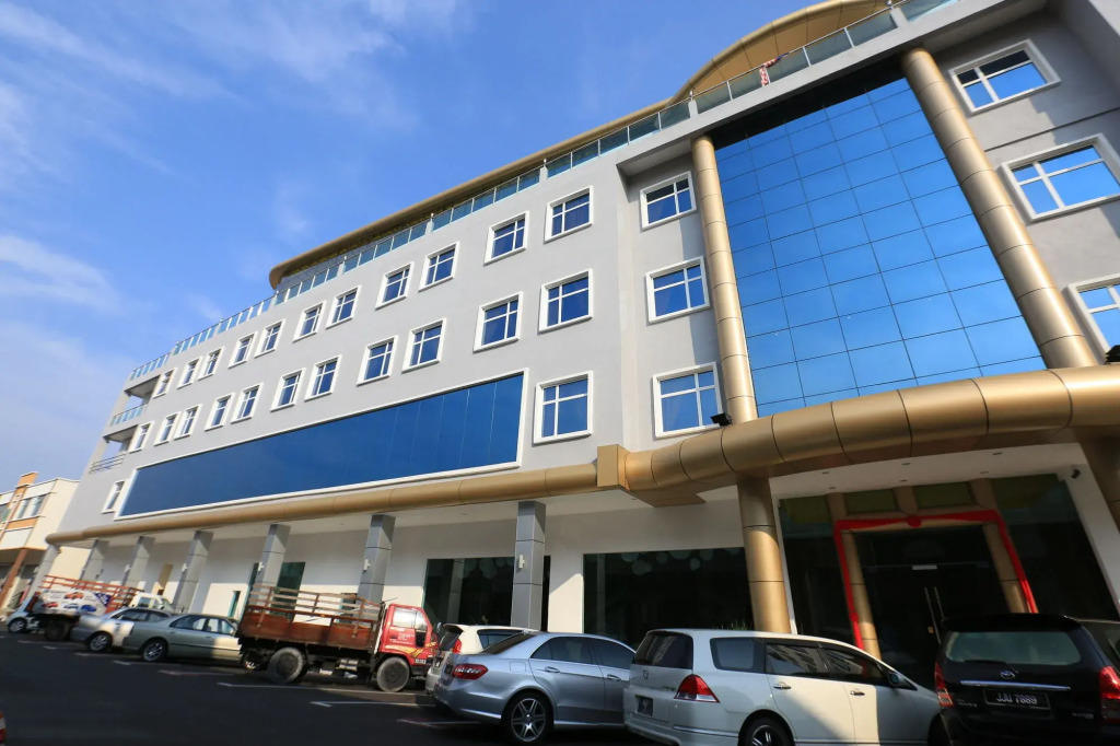 Supreme Hotel