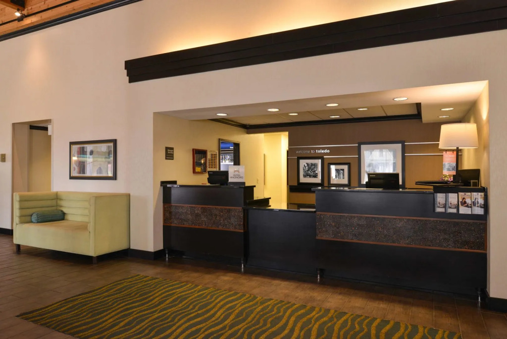 Comfort Inn & Suites Toledo North