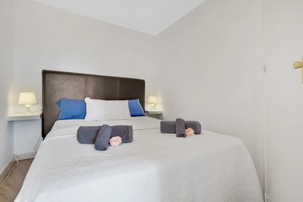 Villa with private heated Pool by the beach & port - Benalmadena by REMS