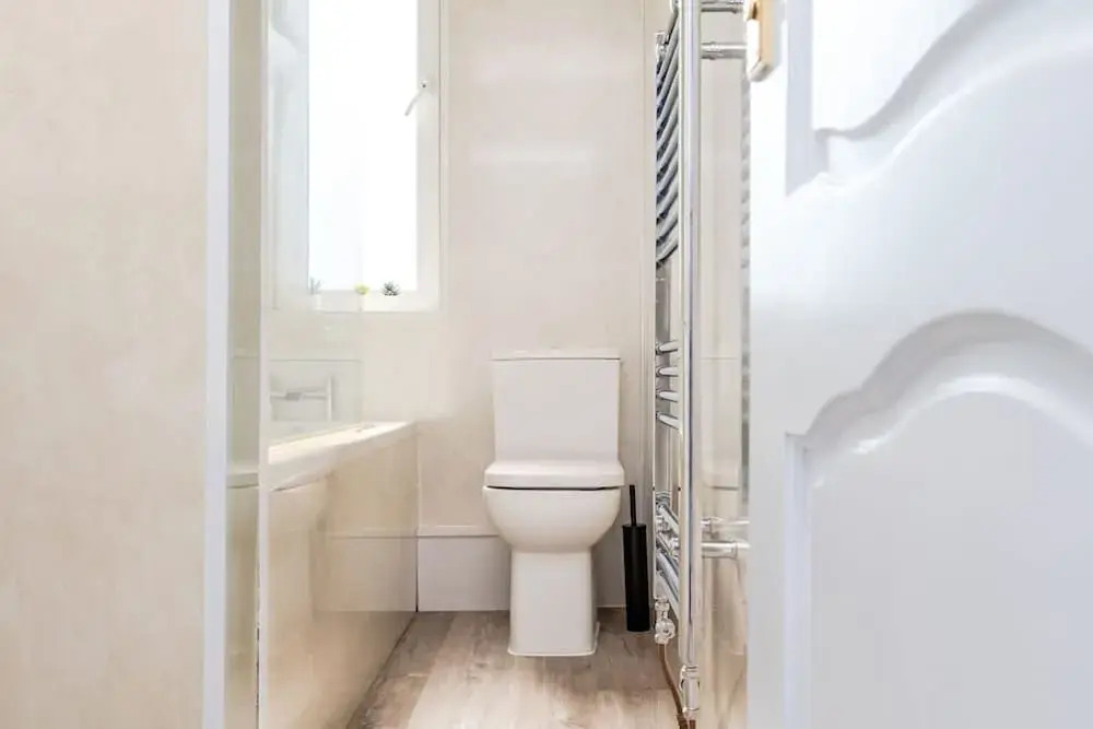3 Bedroom Flat - Free Parking