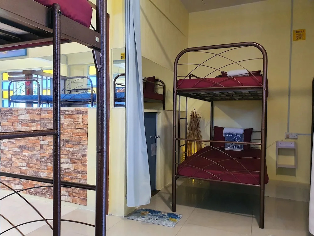 Hotel O Arriva Travellers