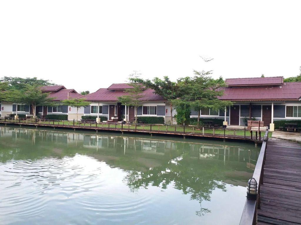Ban Naam Resort