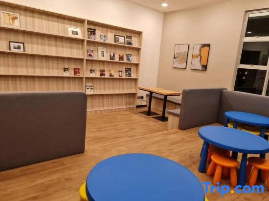 Cozy Spacious Home w/ 2 BR @ SKS Habitat Larkin JB