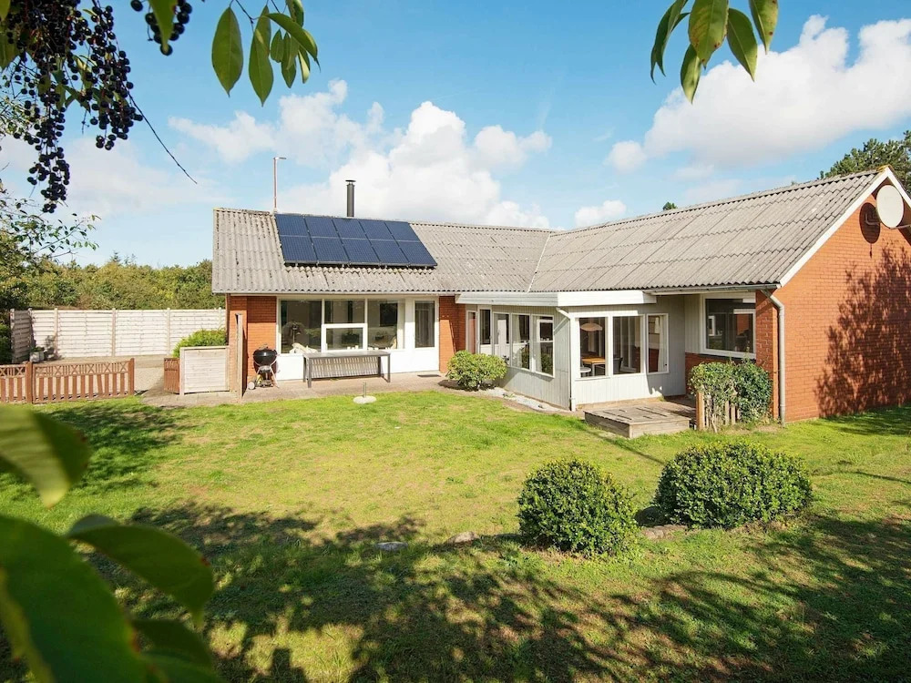 Stunning Holiday Home in Romo Jutland With Garden