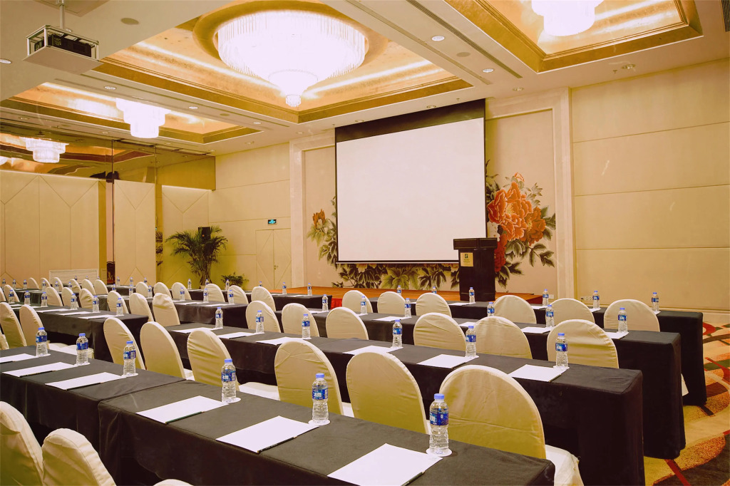 Holiday Inn Shanghai Pudong by IHG