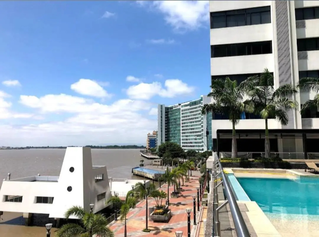 Ecusuites Room 44 bellini Gye Santa Ana