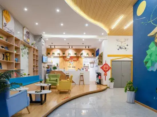 Star & Romantic Hotel (Honghe Water Town Huquan)